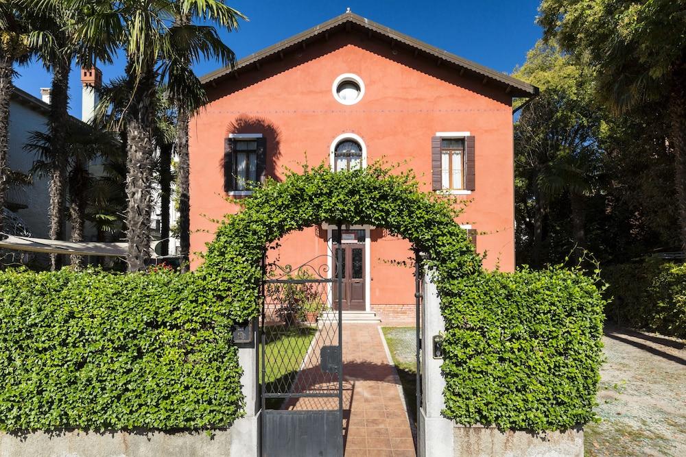 Villa Casanova Lido di Venezia Exterior photo
